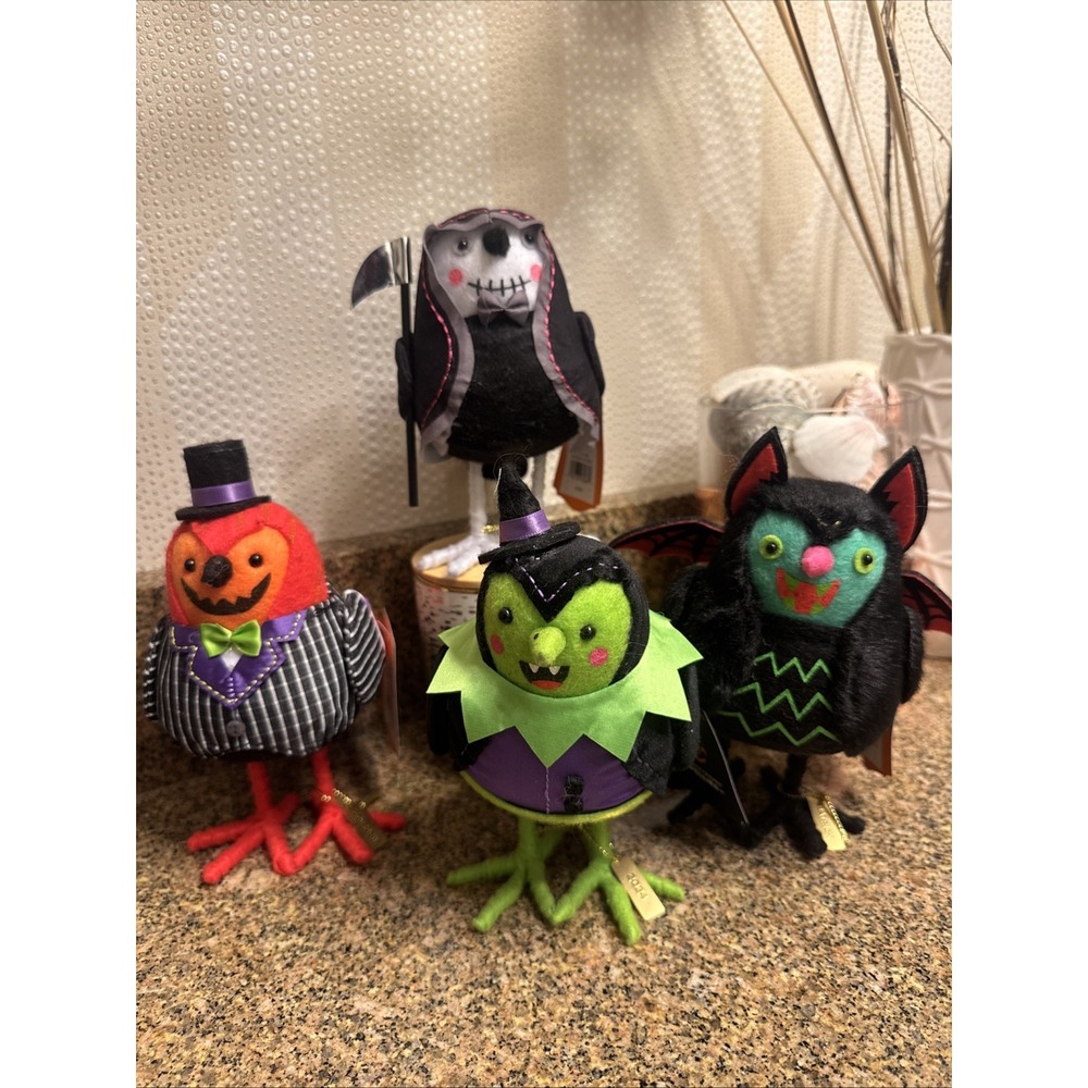 Set Of 4 Target Hyde & EEK Halloween Birds‎ Feathery Friends Smoke Free NWT